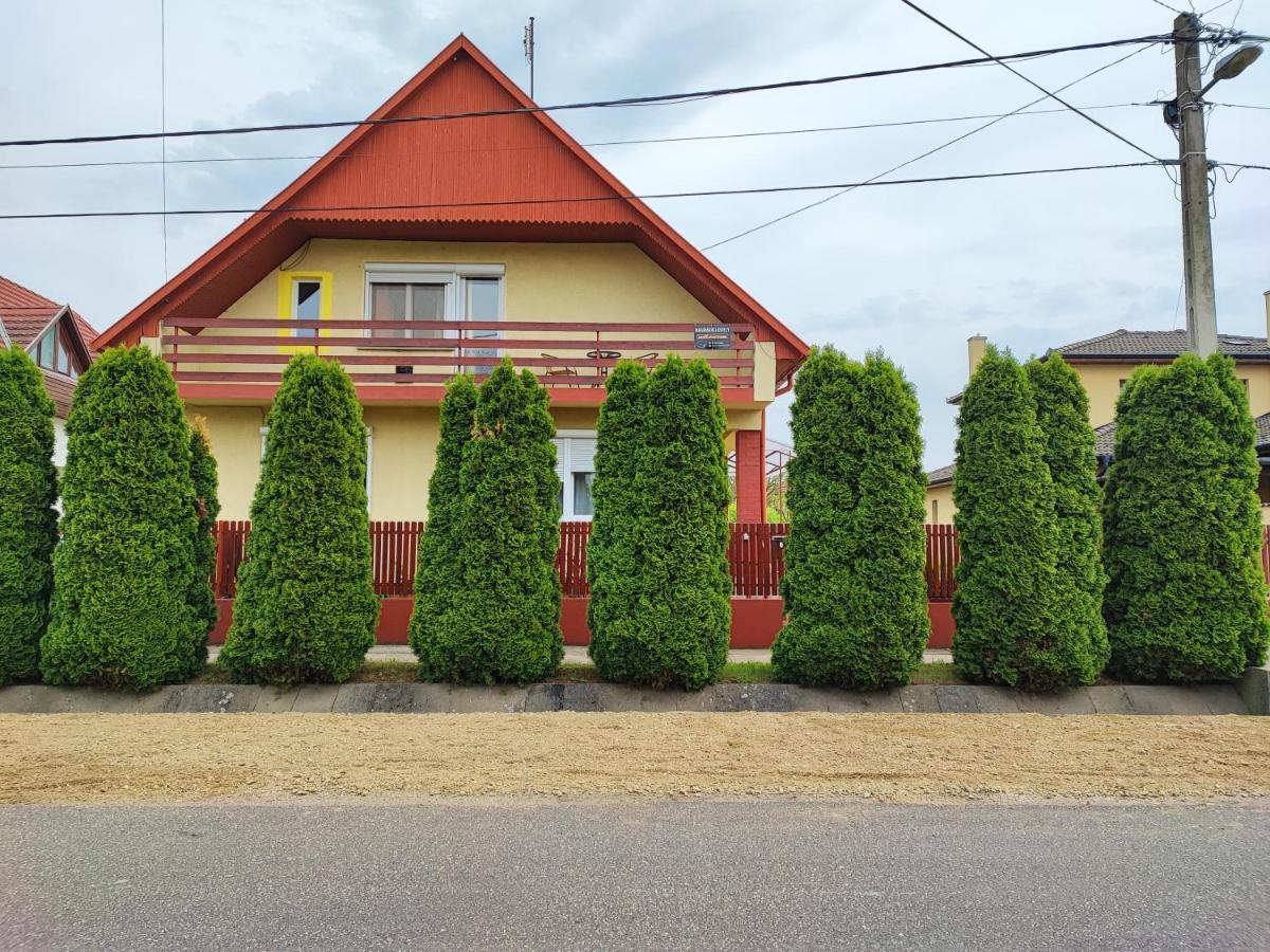Szaffi Apartman Hajdúszoboszló Exterior foto