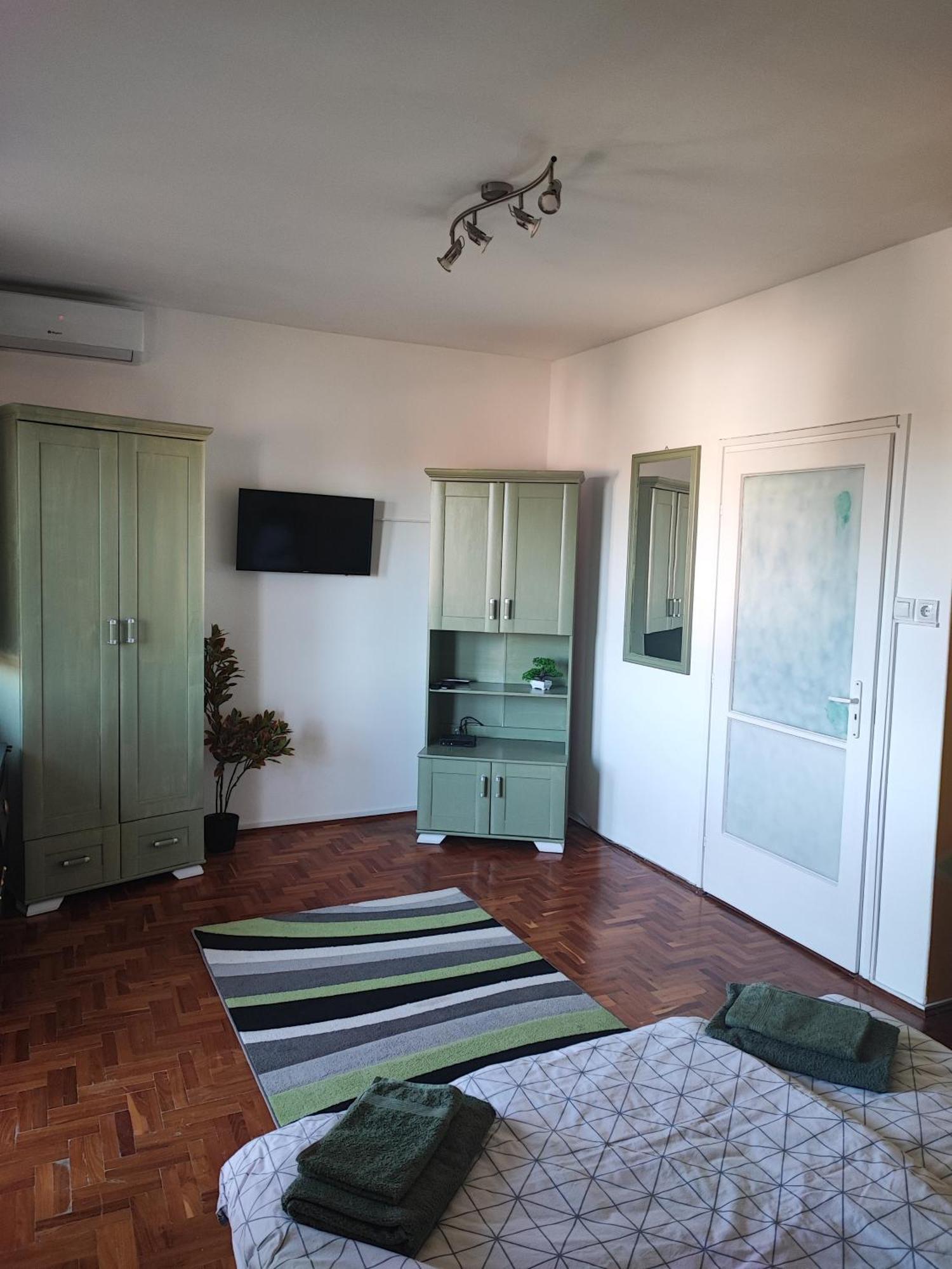 Szaffi Apartman Hajdúszoboszló Exterior foto