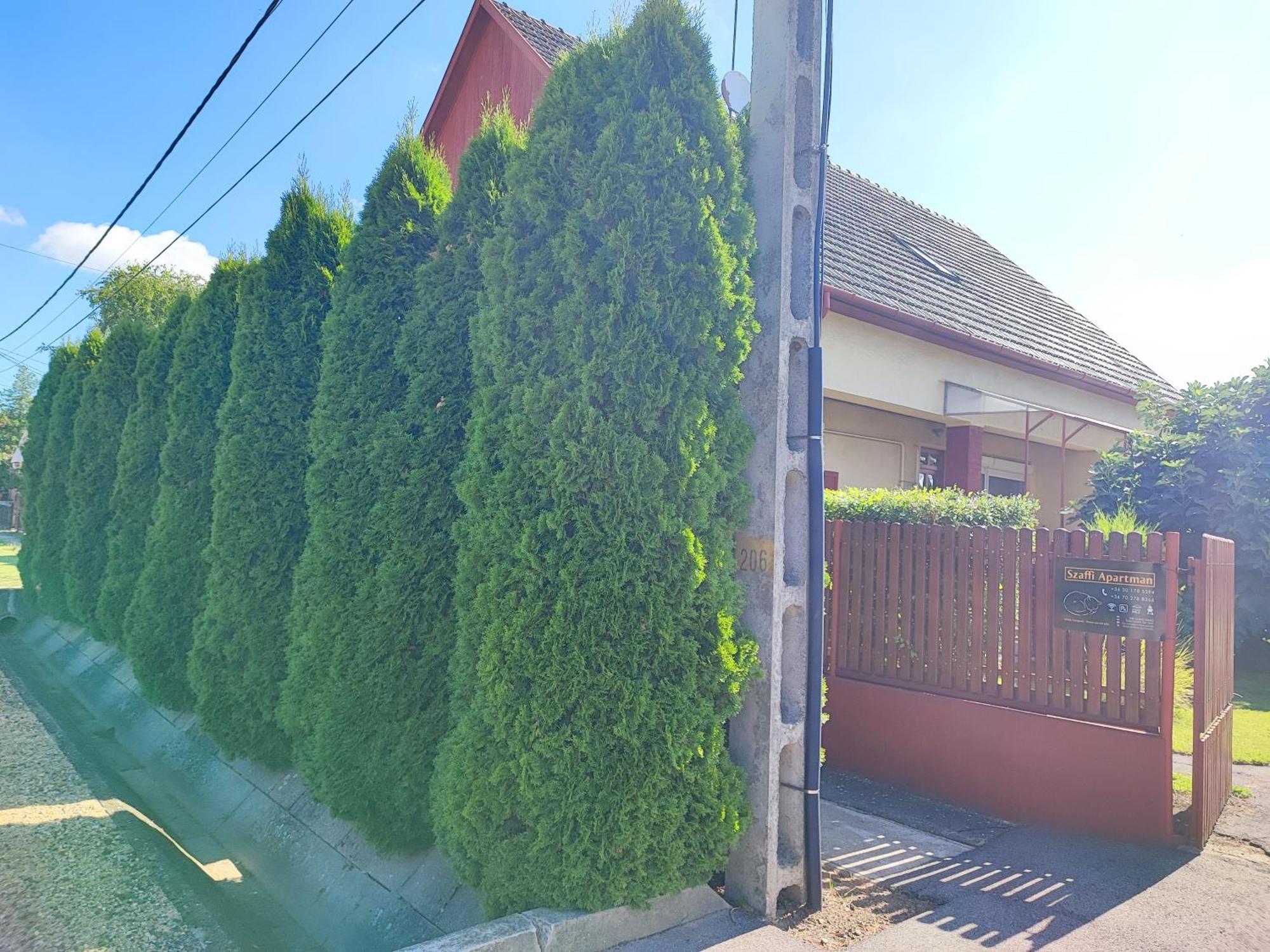 Szaffi Apartman Hajdúszoboszló Exterior foto